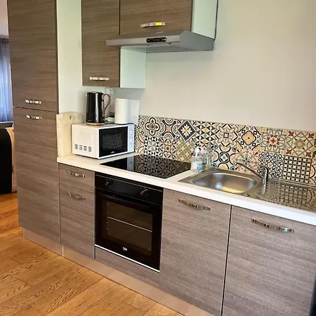 Holiday home Nantes Aeroport 2-5 Couchages-parking-jardin